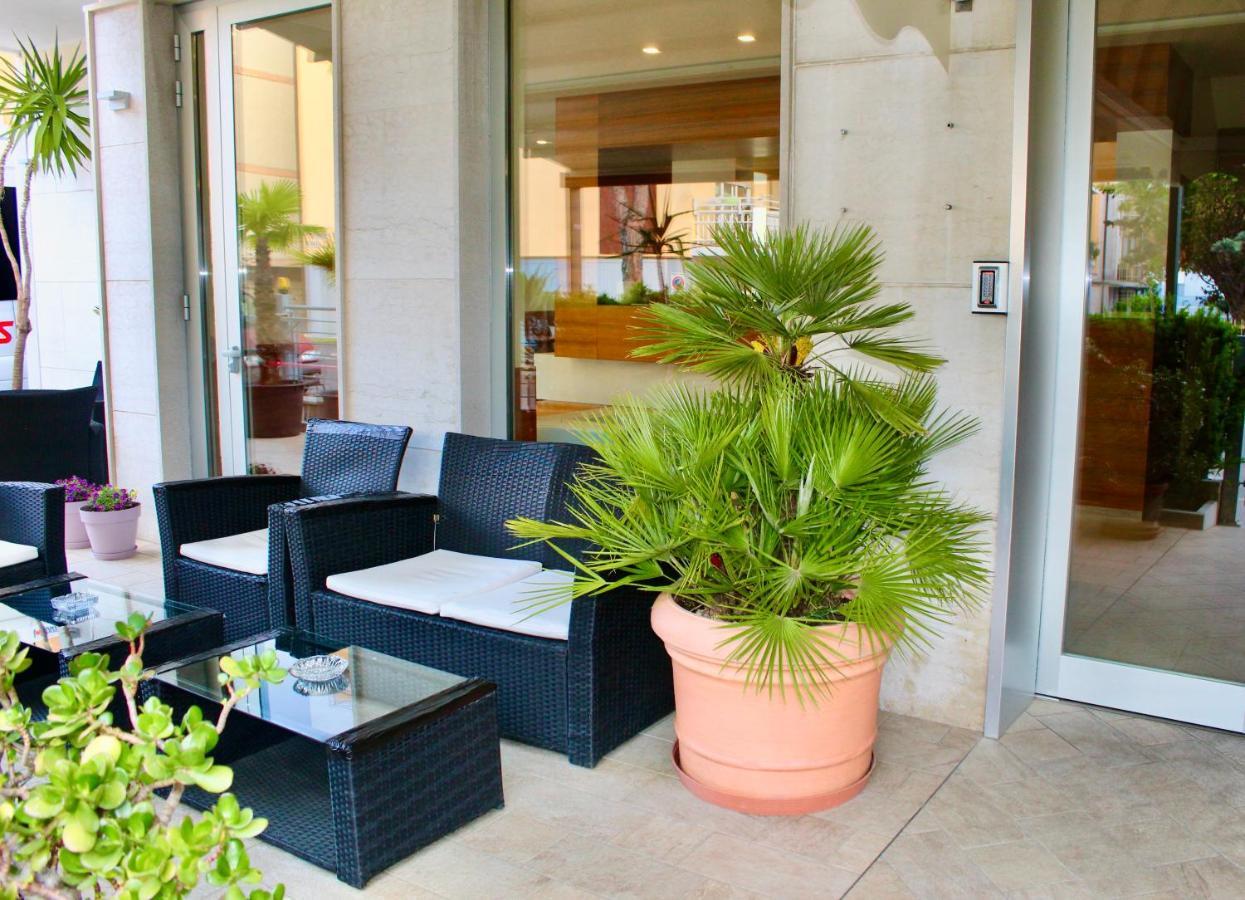 Hotel Cristina Grado Exterior photo